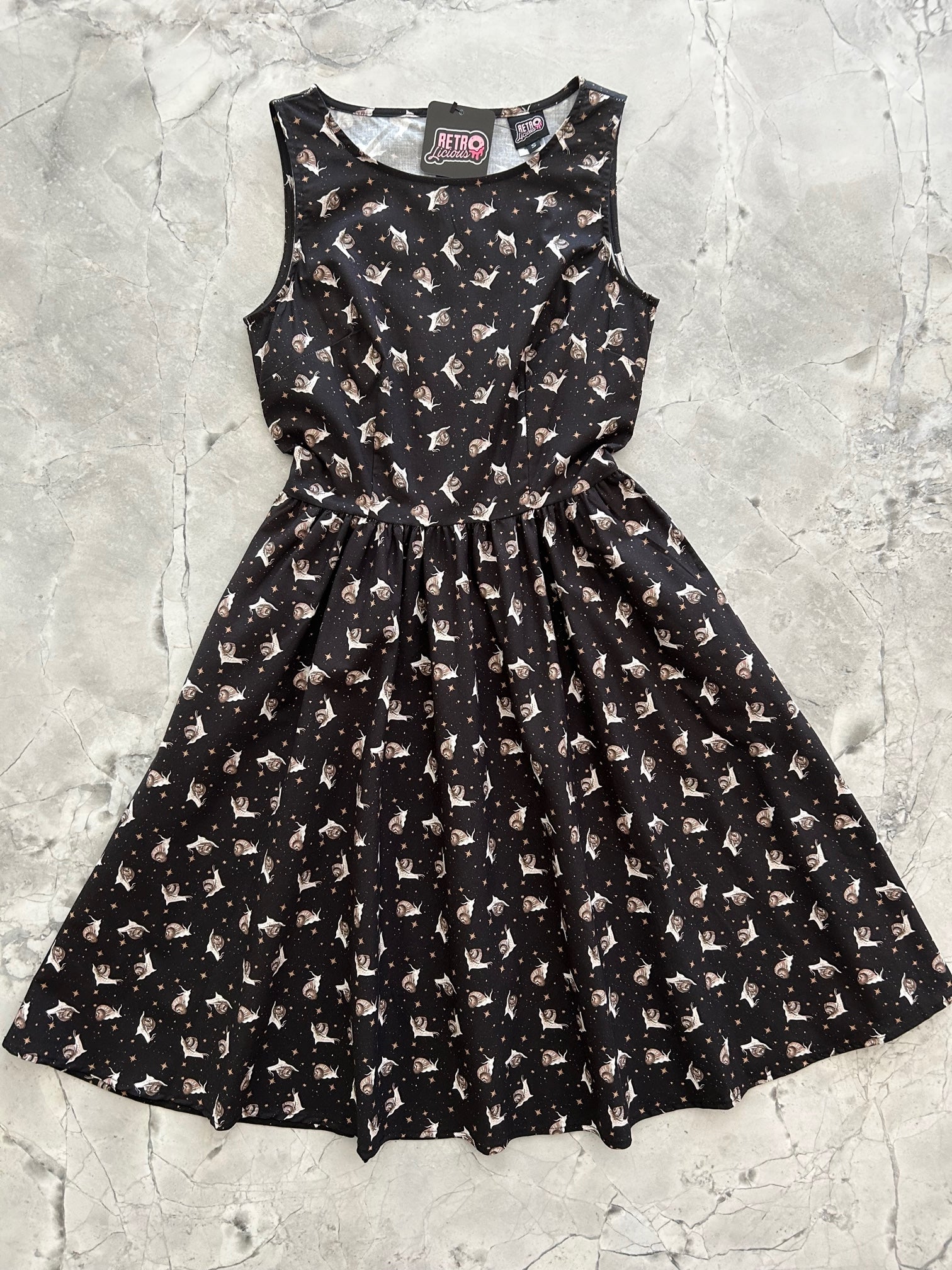 The vintage shop dresses sale