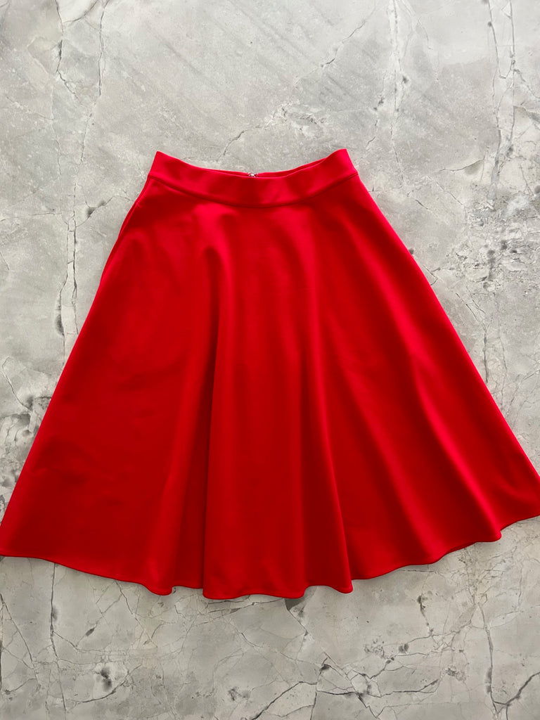 5210 Charlotte Nova Skirt in Red