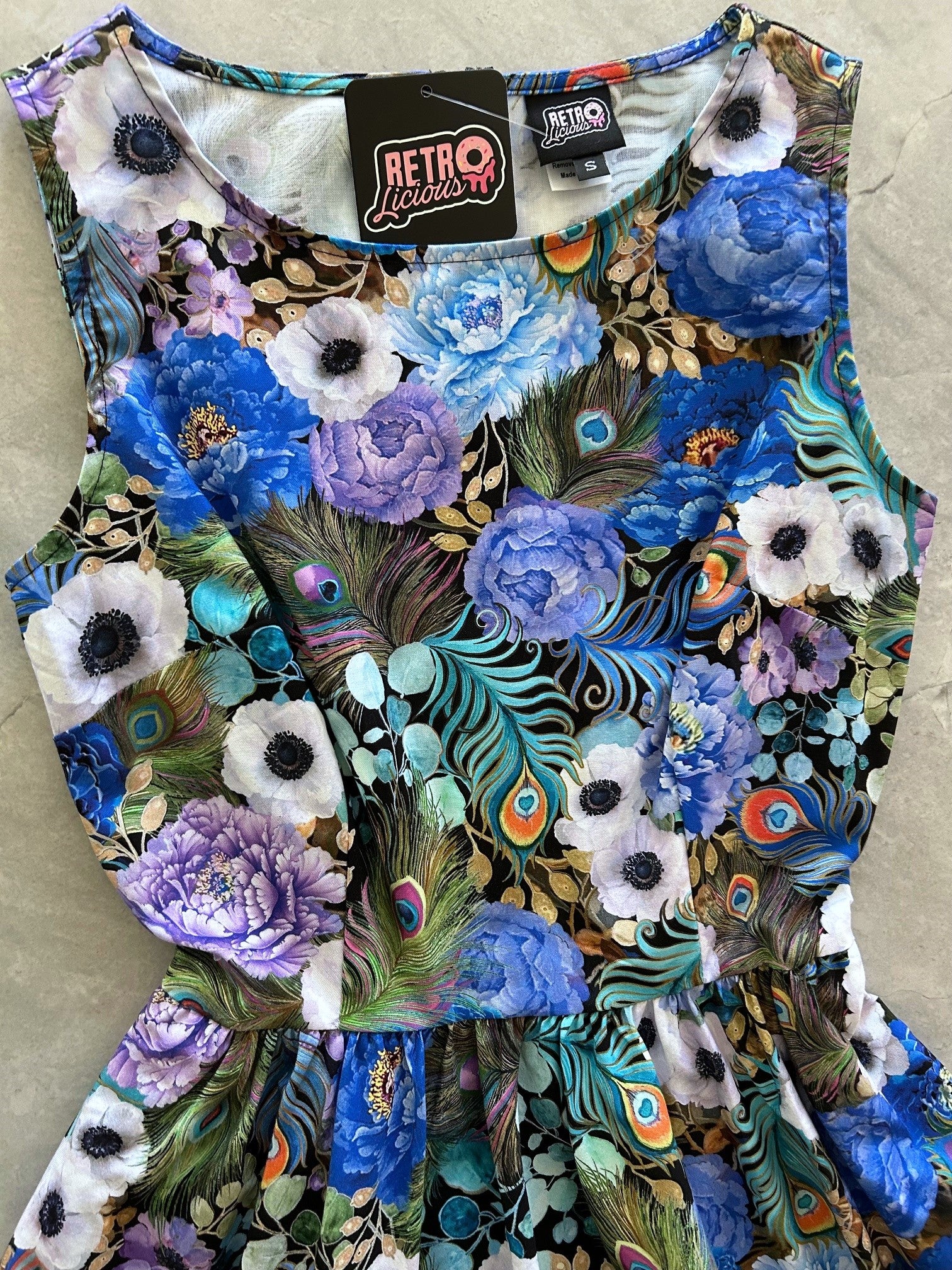 a close up of the bodice 