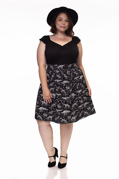 Full size photo of plus size model wearing Isabel top