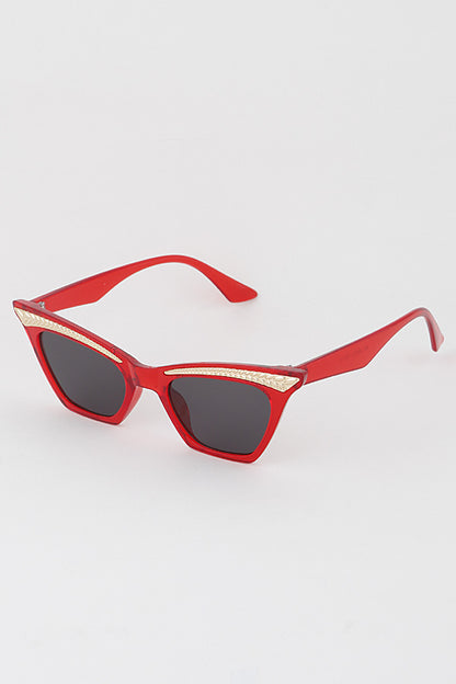 Leaf Accent Cat Eye Sunglasses in red