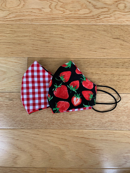 4466 Berry Good / Red Gingham Reversible Mask