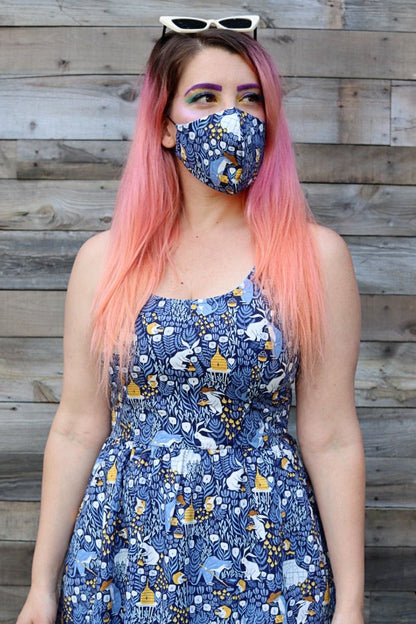 4430 Busy Bees/Blue Gingham Mask